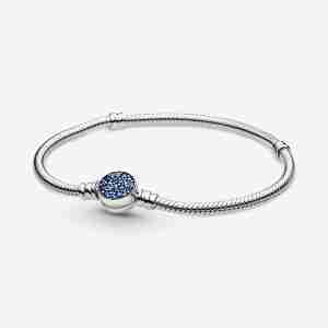 Bracelet Maille Serpent Fermoir Médaillon Bleu Scintillant Pandora Moments