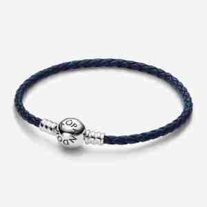 Bracelet en Cuir Tressé Bleu à Fermoir Rond Pandora Moments