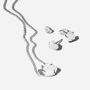 Parure Collier et Clous d'Oreilles Rose Blanche