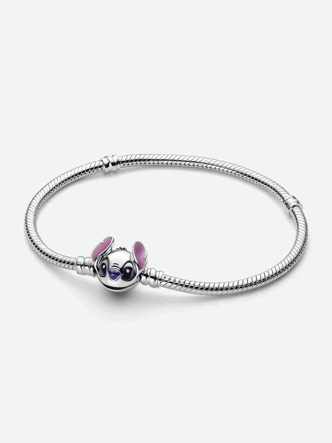 Ensemble de bracelets Act for Love-1 Ensemble de bracelets Act for Love 1